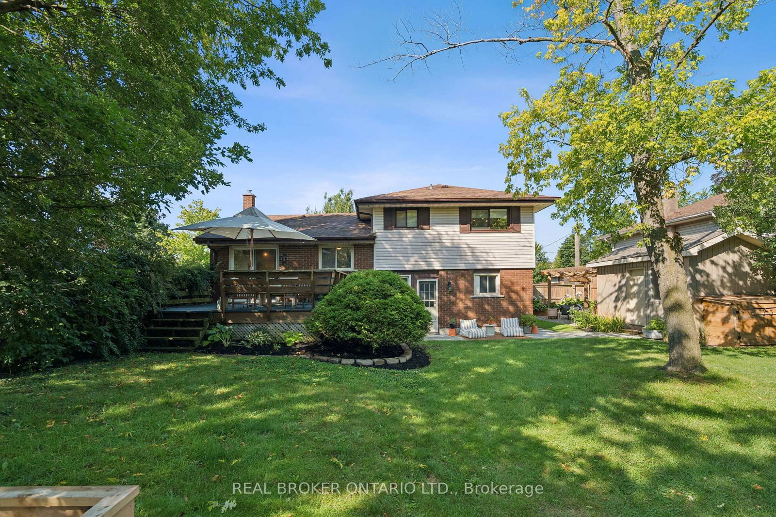 33 Patterson Avenue • Brantford, ON photo 43