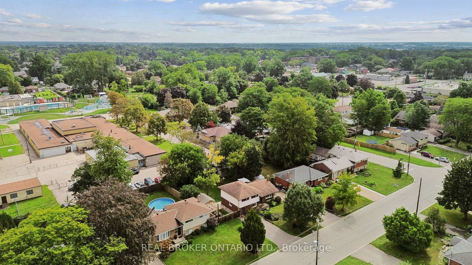 33 Patterson Avenue • Brantford, ON photo 45