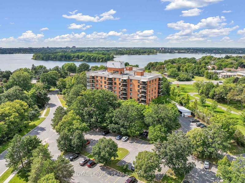 302 - 115 Barrett Court