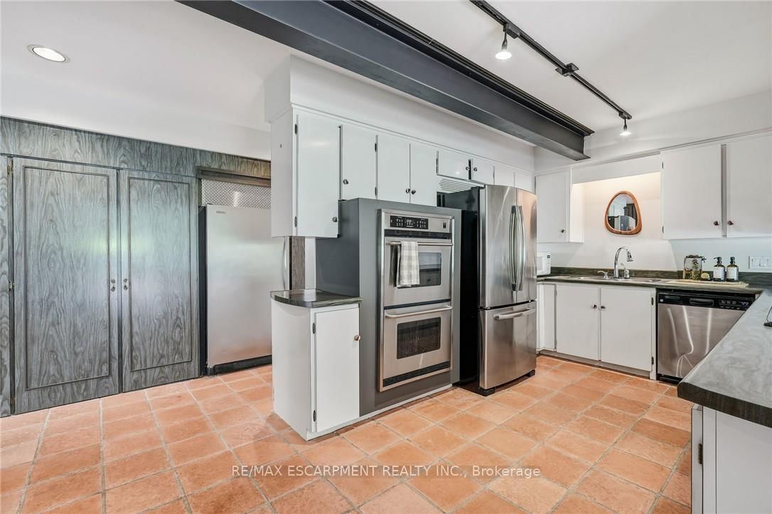 79 Amelia Street • Hamilton, ON photo 18