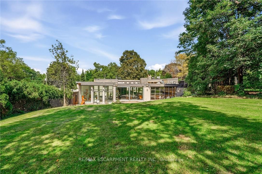79 Amelia Street • Hamilton, ON photo 48