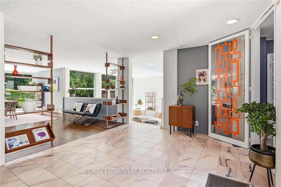 79 Amelia Street • Hamilton, ON photo 8