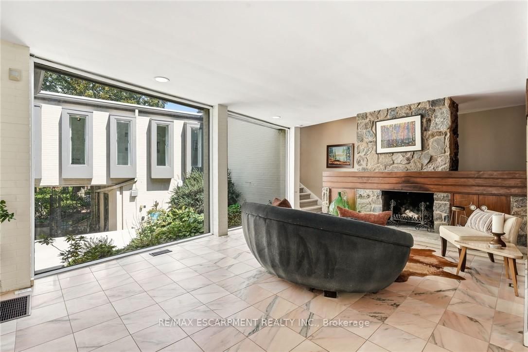 79 Amelia Street • Hamilton, ON photo 9