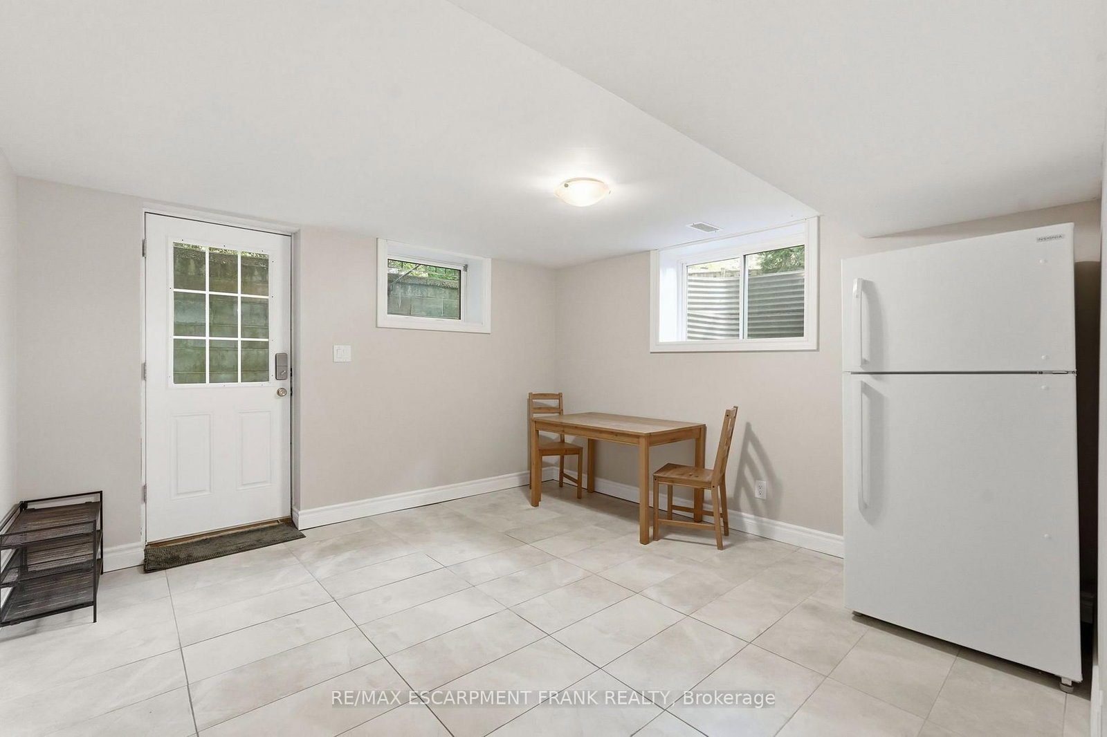 8 EMMING Court • Hamilton, ON photo 36