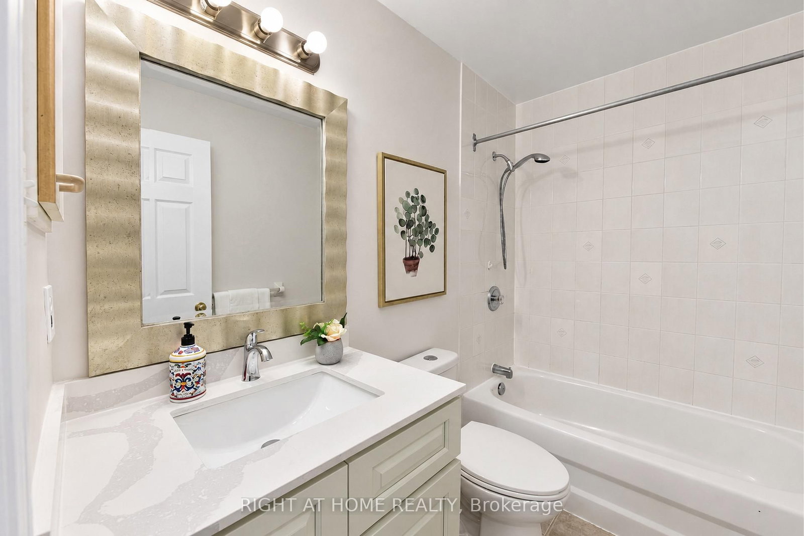 60 MALHOTRA Court • Ottawa, ON photo 29