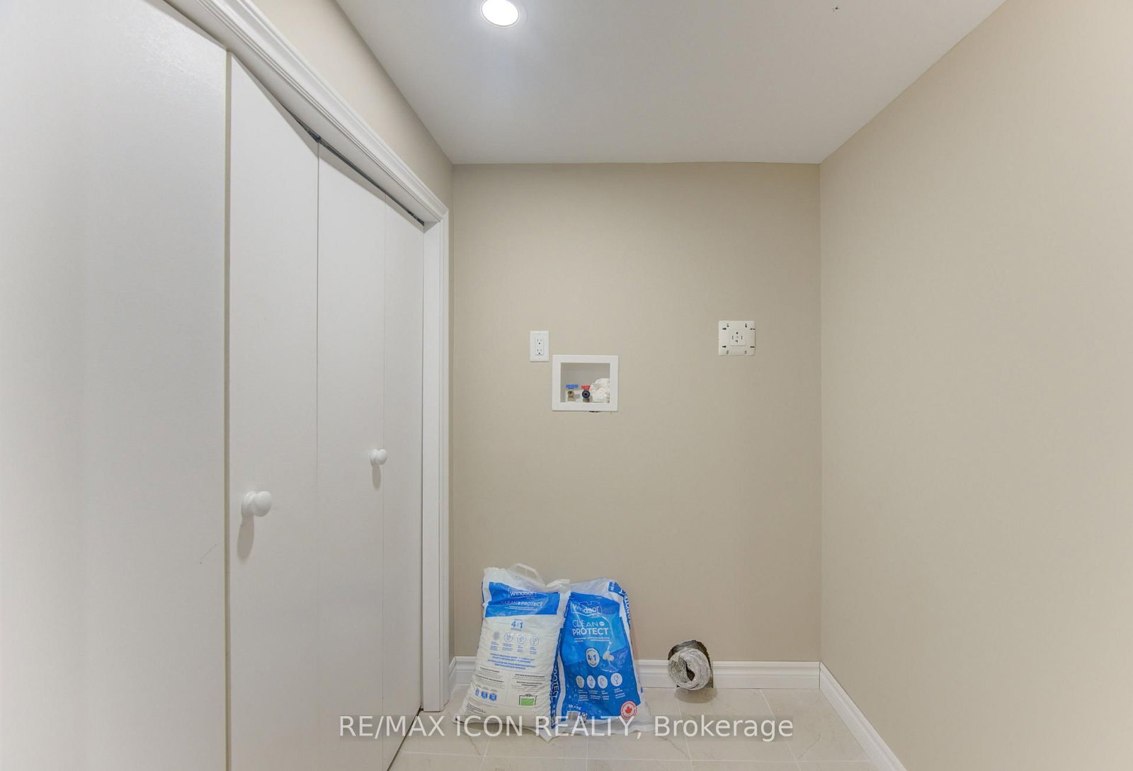 104 Mausser Avenue • Kitchener, ON photo 33