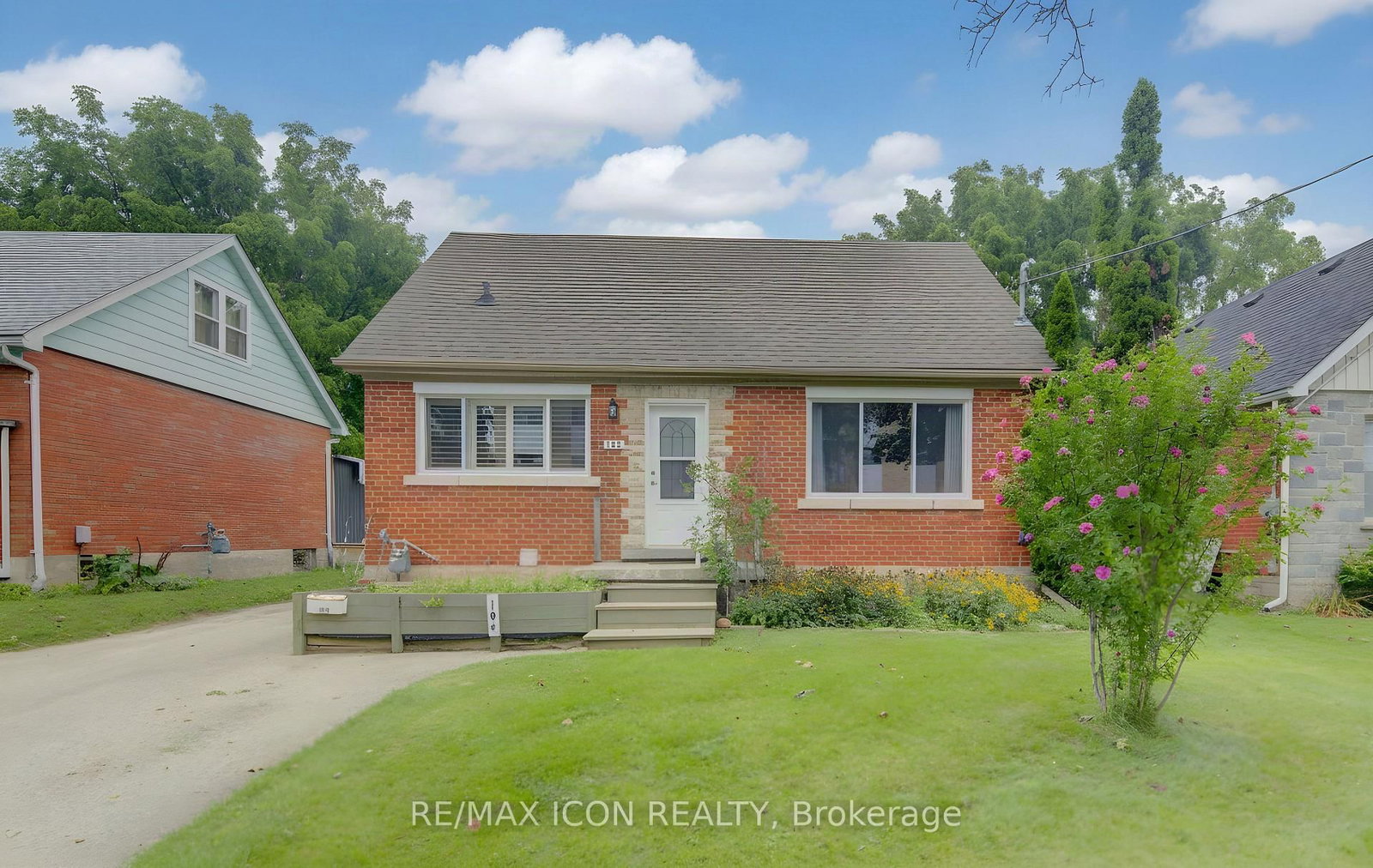104 Mausser Avenue • Kitchener, ON photo 4