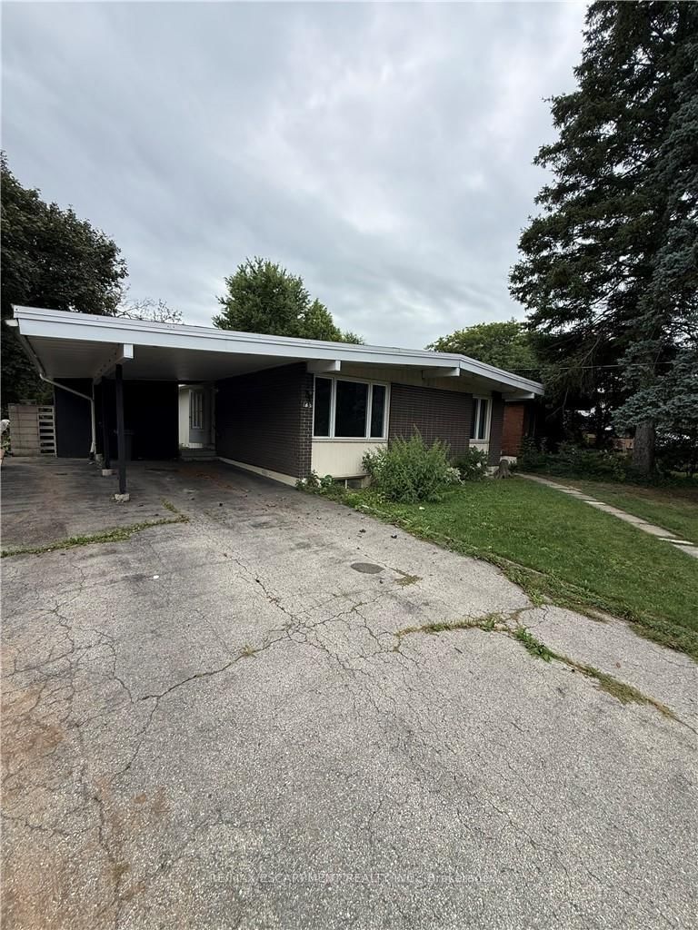 Upper Level - 63 Sanatorium Road