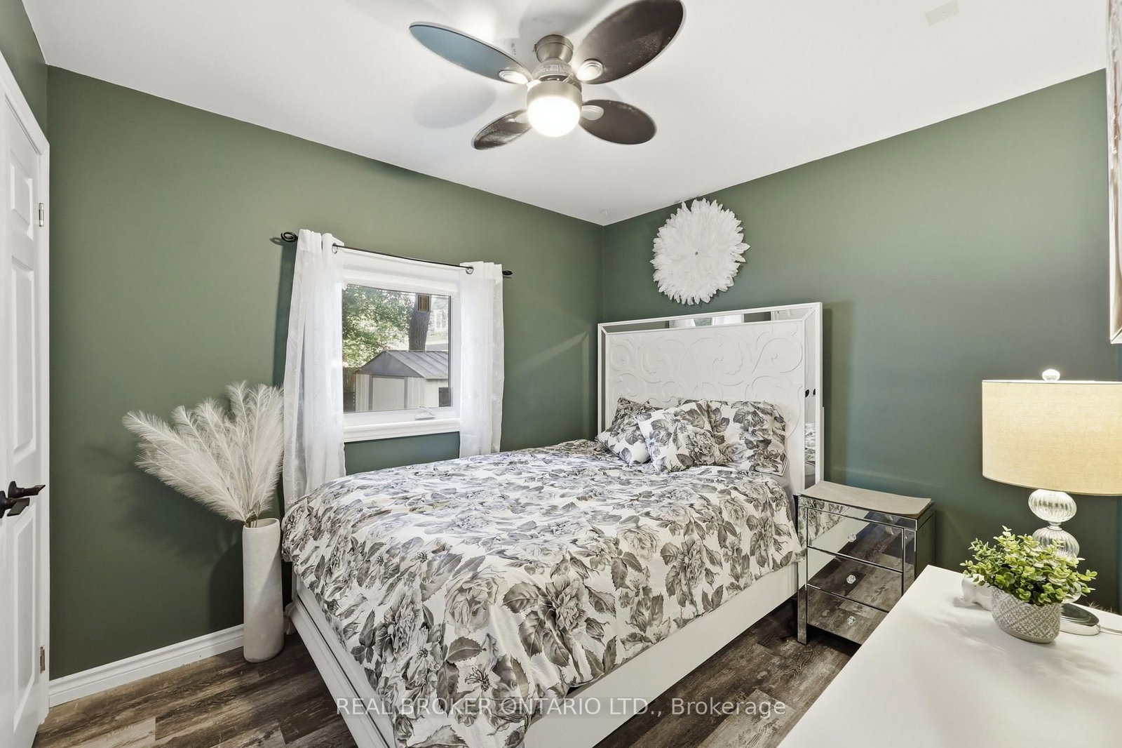 21 Ridgewood Avenue • Guelph, ON photo 20