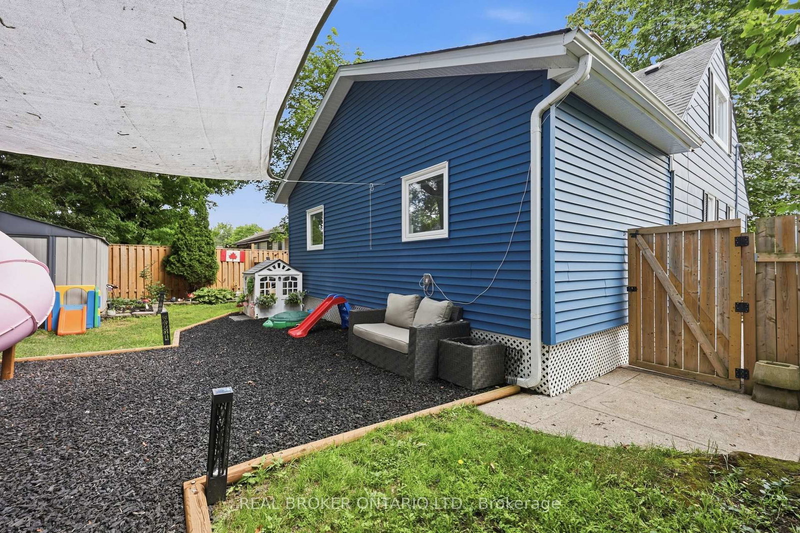 21 Ridgewood Avenue • Guelph, ON photo 27