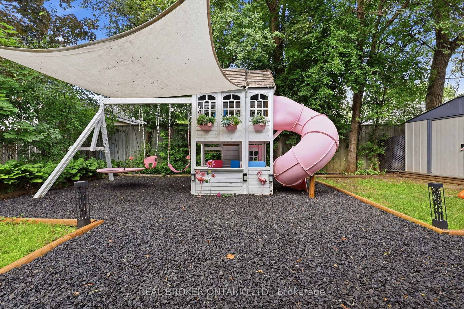 21 Ridgewood Avenue • Guelph, ON photo 29