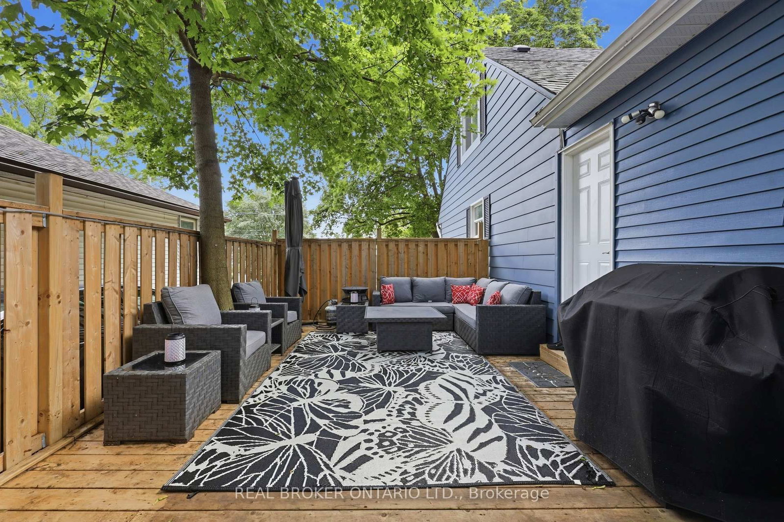 21 Ridgewood Avenue • Guelph, ON photo 32