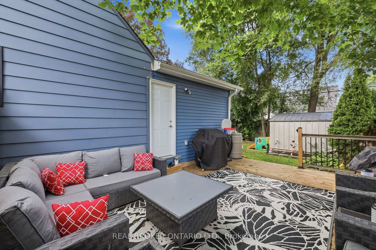 21 Ridgewood Avenue • Guelph, ON photo 33