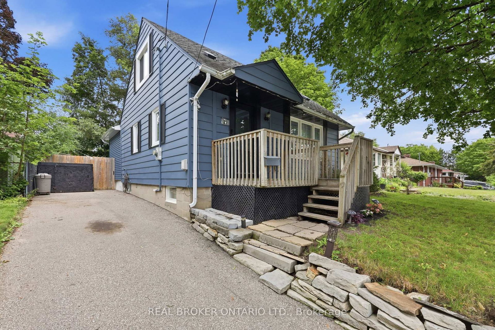 21 Ridgewood Avenue • Guelph, ON photo 5