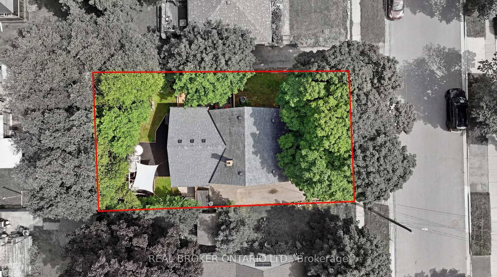 21 Ridgewood Avenue • Guelph, ON photo 8