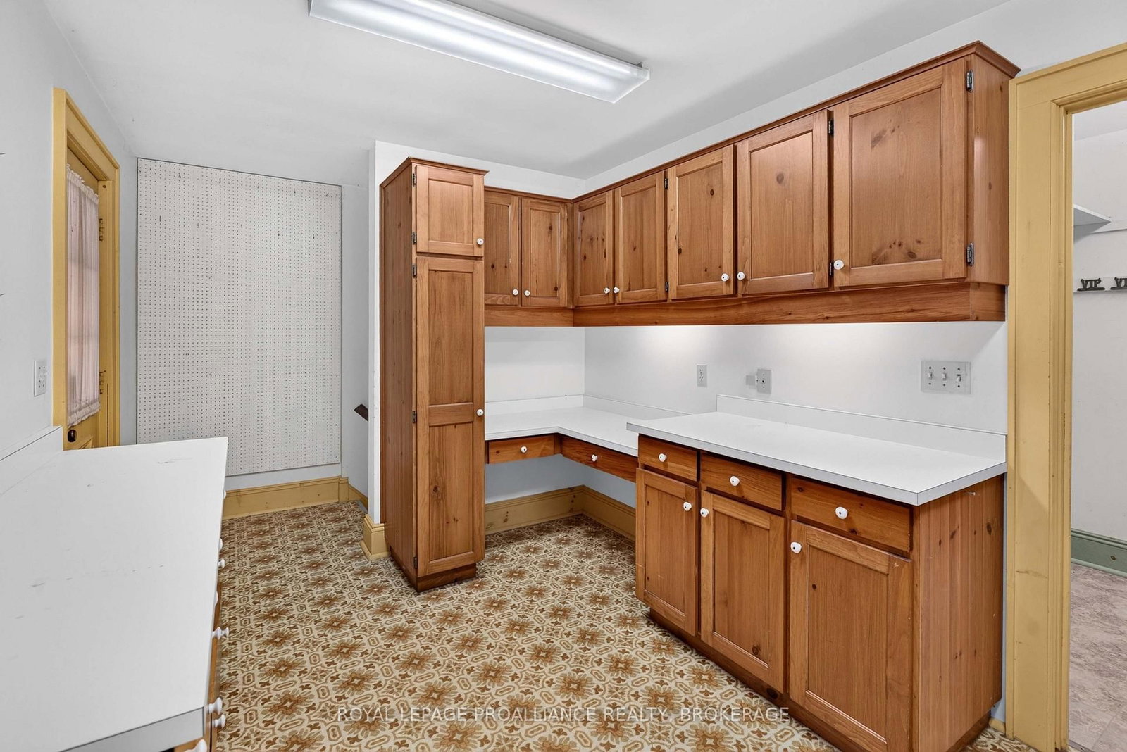 110 Lakeshore Boulevard • Kingston, ON photo 21
