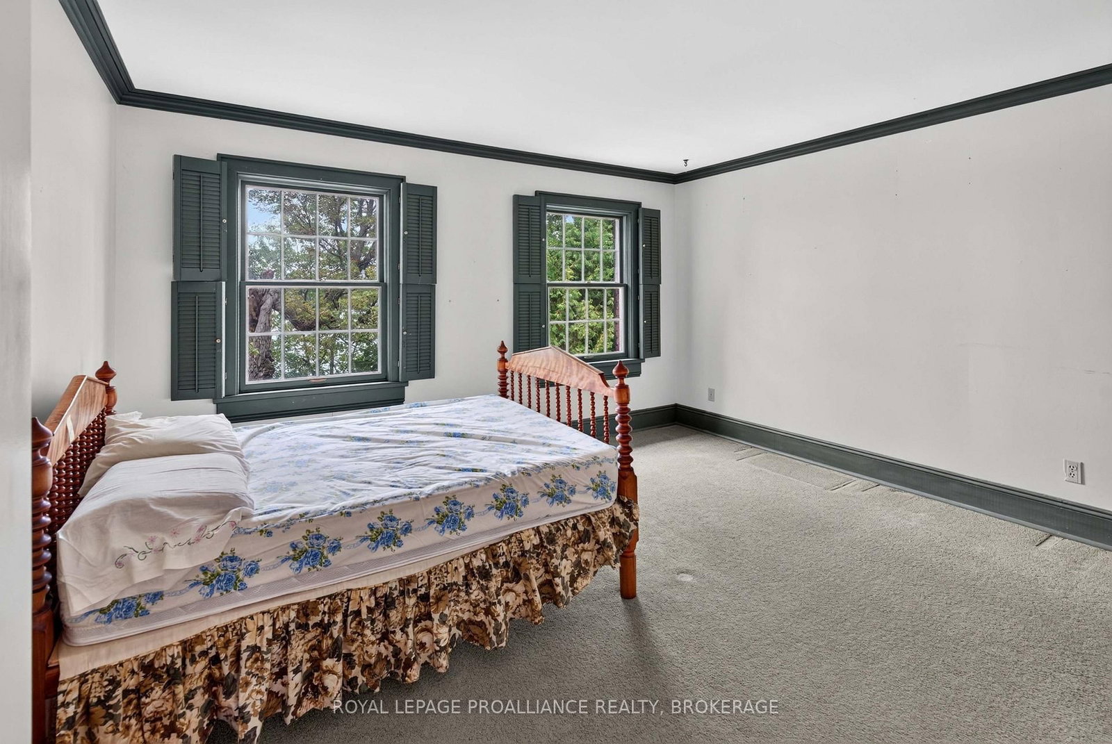 110 Lakeshore Boulevard • Kingston, ON photo 28