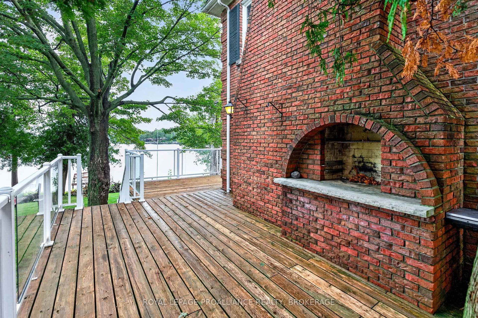 110 Lakeshore Boulevard • Kingston, ON photo 42