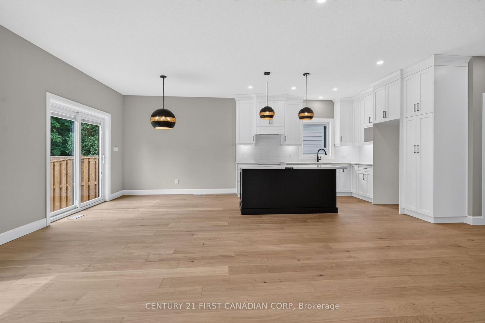 430 Head Street N • #4 • Strathroy-Caradoc, ON photo 11