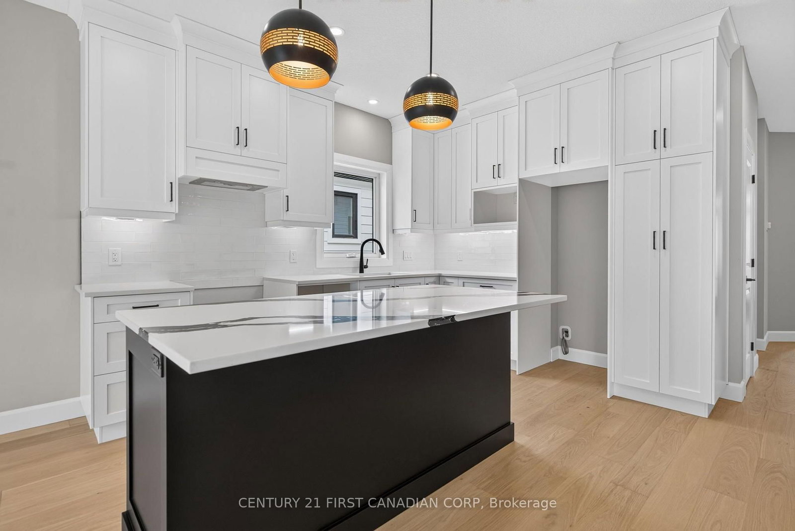 430 Head Street N • #4 • Strathroy-Caradoc, ON photo 12