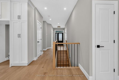 430 Head Street N • #4 • Strathroy-Caradoc, ON photo 5