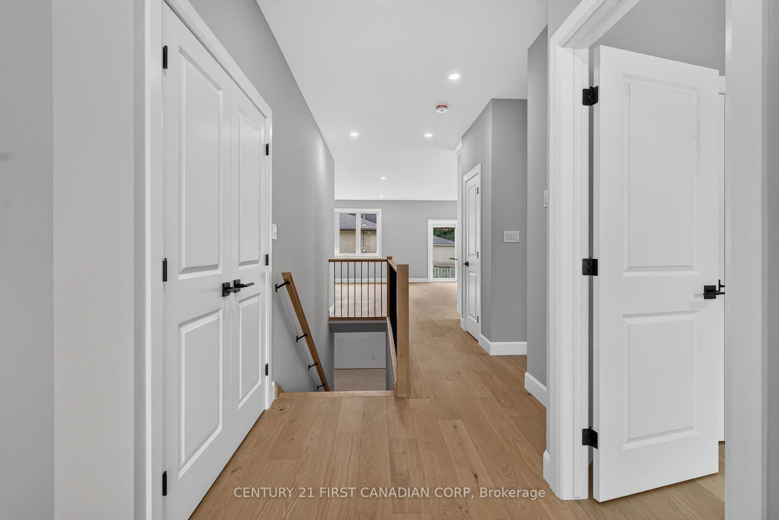 430 Head Street N • #4 • Strathroy-Caradoc, ON photo 6