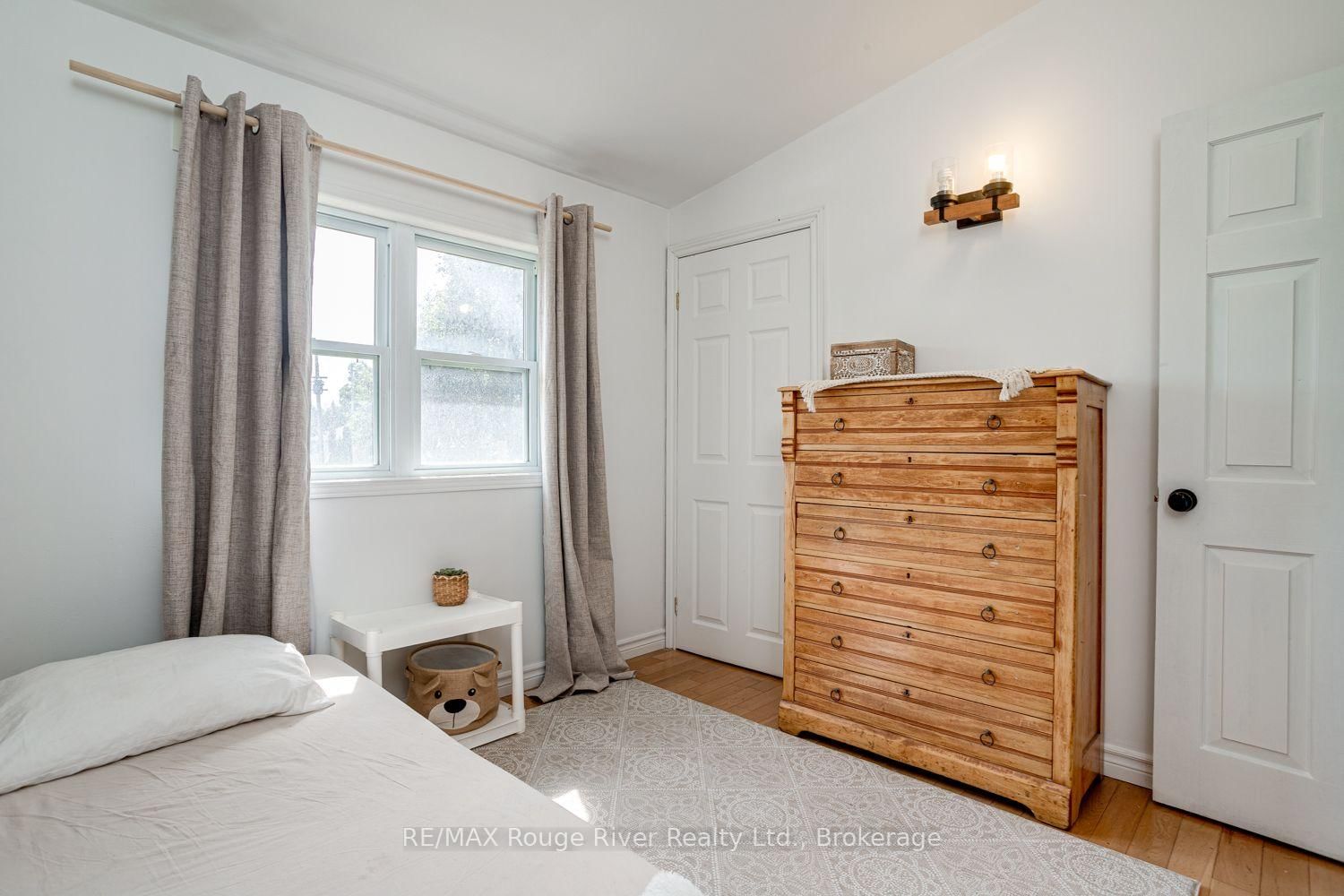 26 Wellington Street • Port Hope, ON photo 18