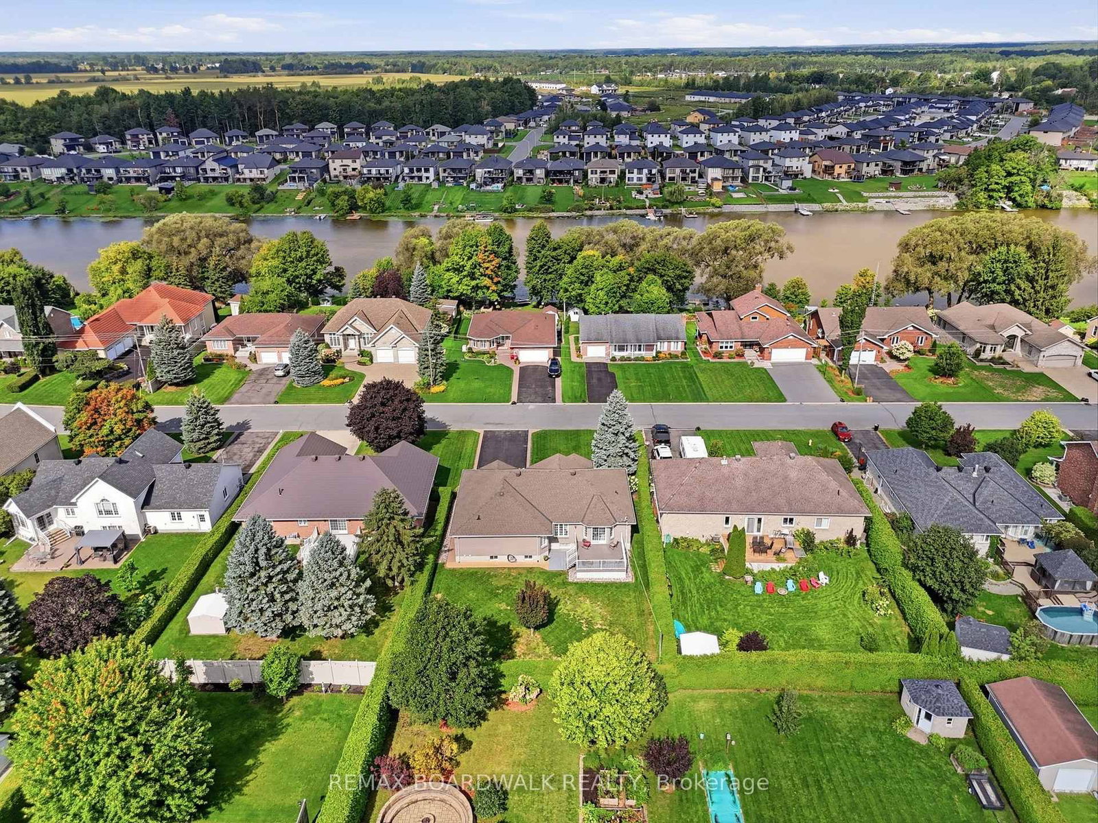 819 Laval Street • Casselman, ON photo 43