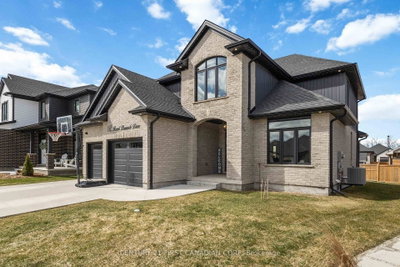 52 Royal Dornoch Drive • St. Thomas, ON photo 3