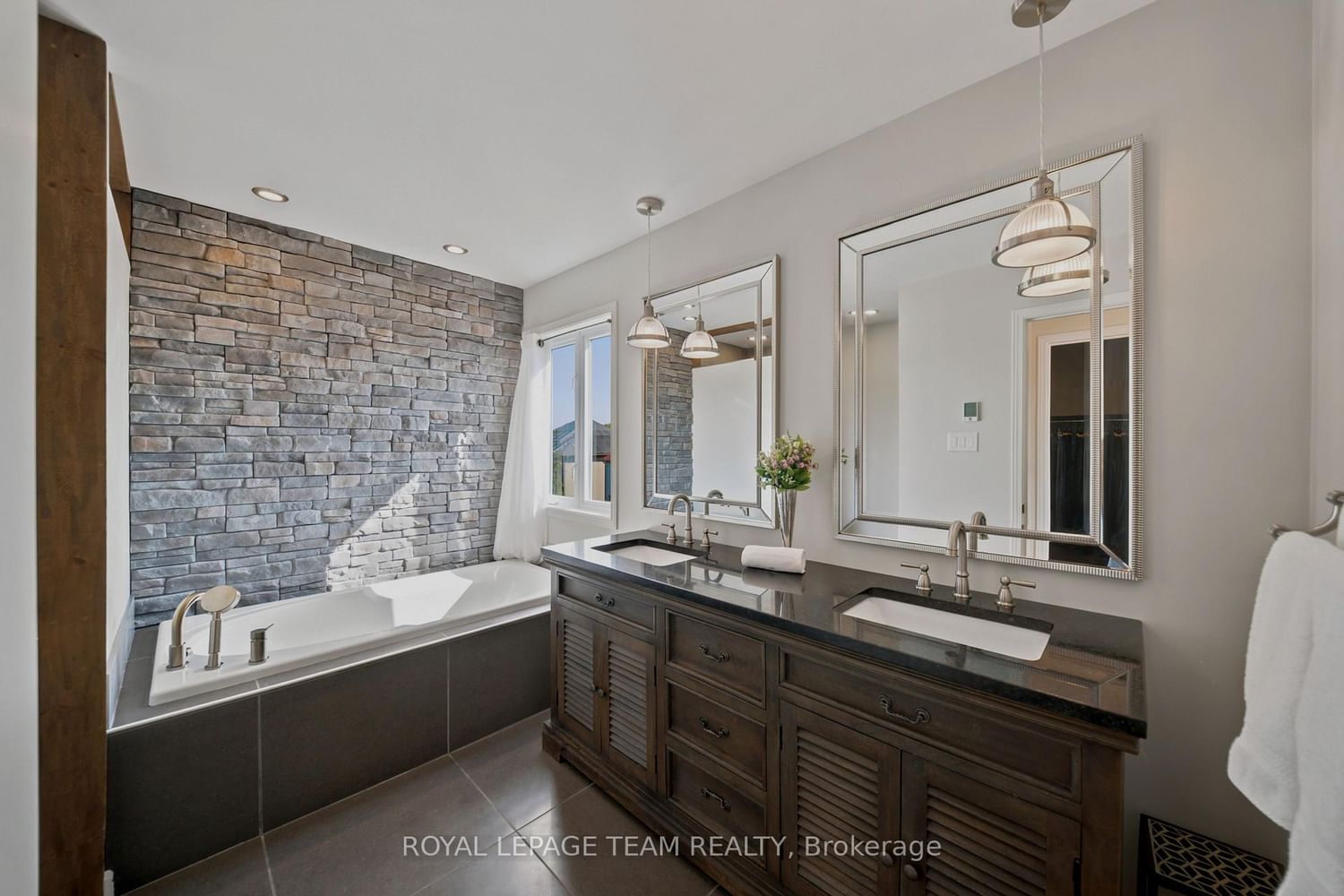 32 Glenrill Place • Ottawa, ON photo 33