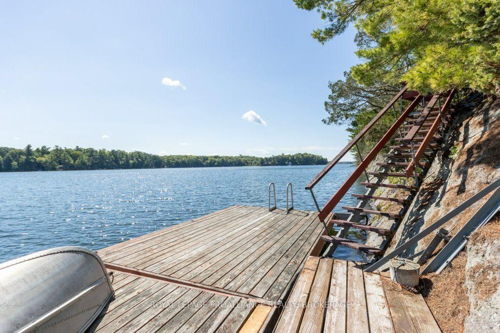 353 Frye Lane • Perth Road, ON photo 10