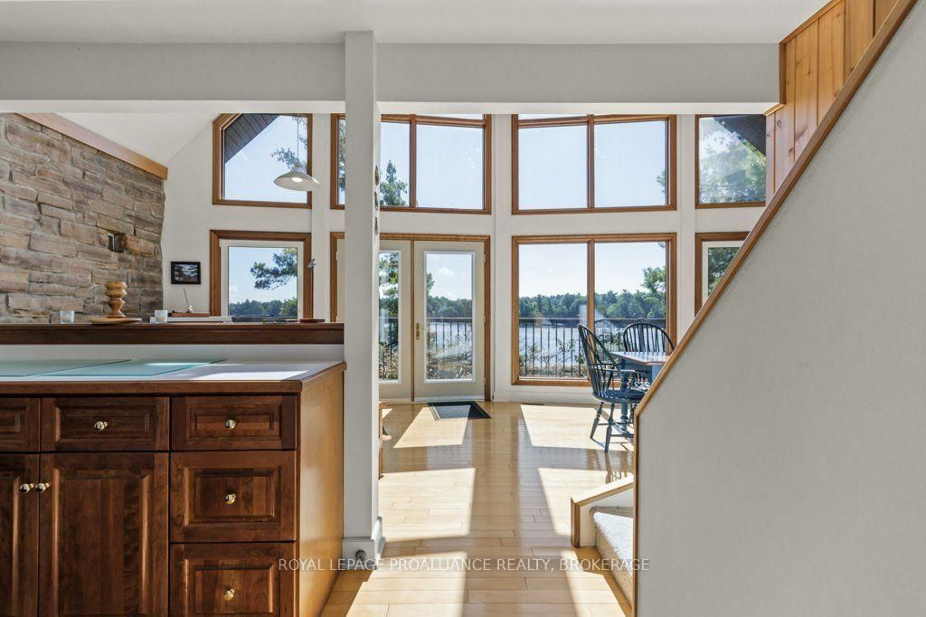 353 Frye Lane • Perth Road, ON photo 12
