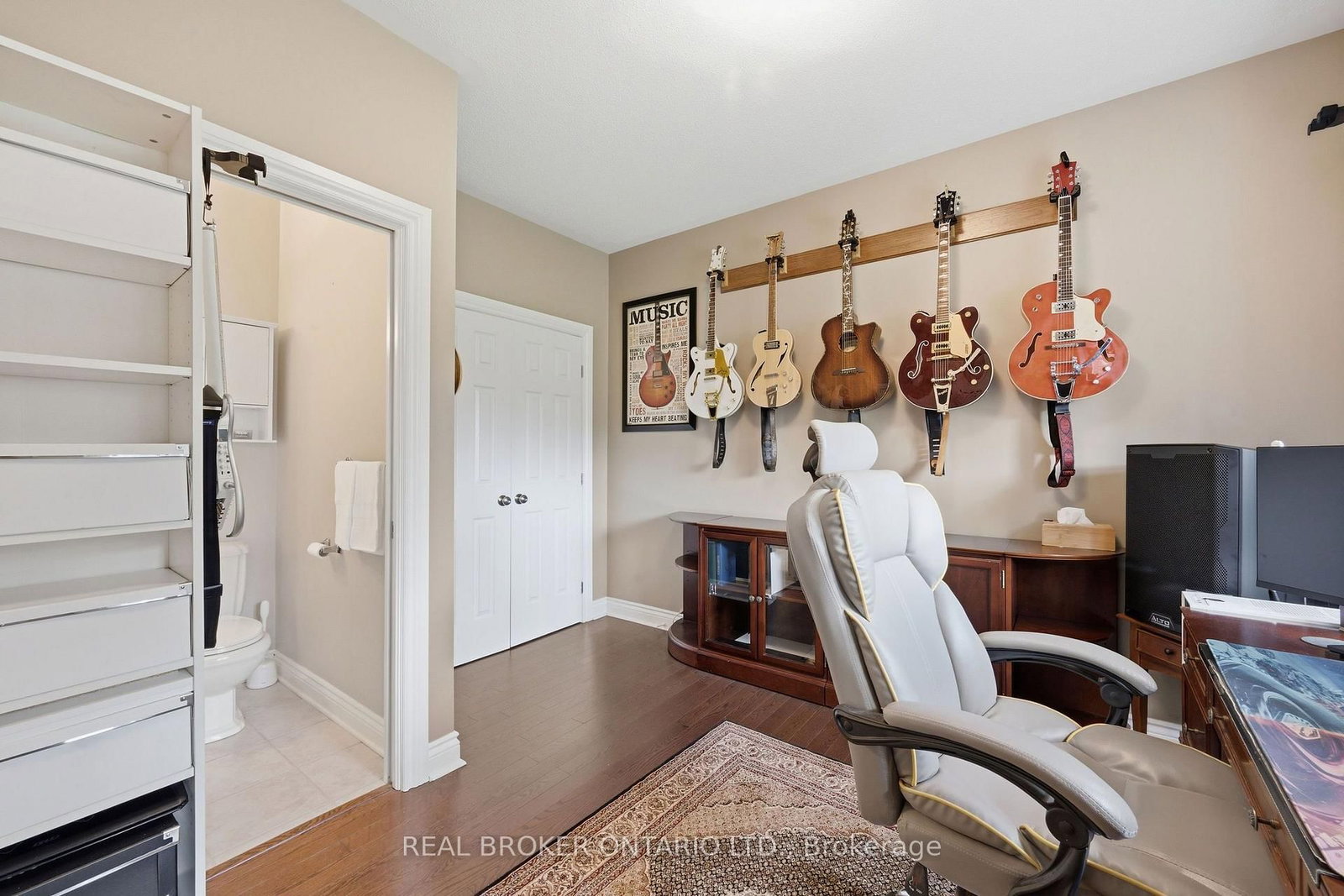 177 Grey Fox Drive • Carp, ON photo 8