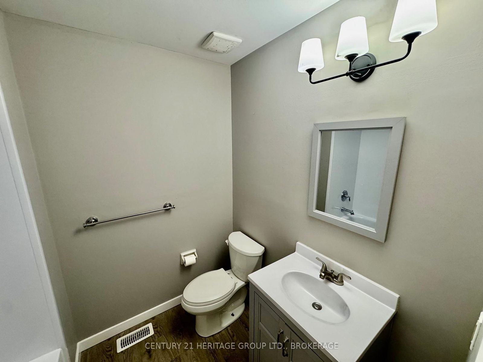 356 Owens Crescent • Kingston, ON photo 11