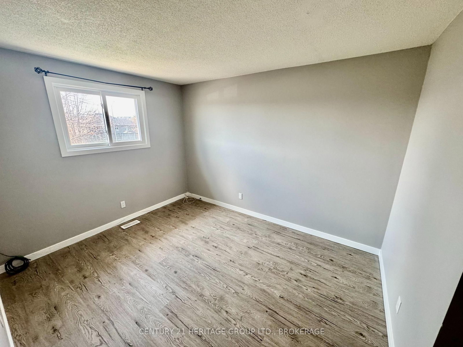 356 Owens Crescent • Kingston, ON photo 13