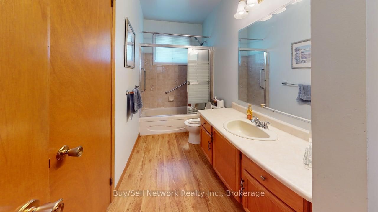 2565 Marsdale Drive • Peterborough, ON photo 17