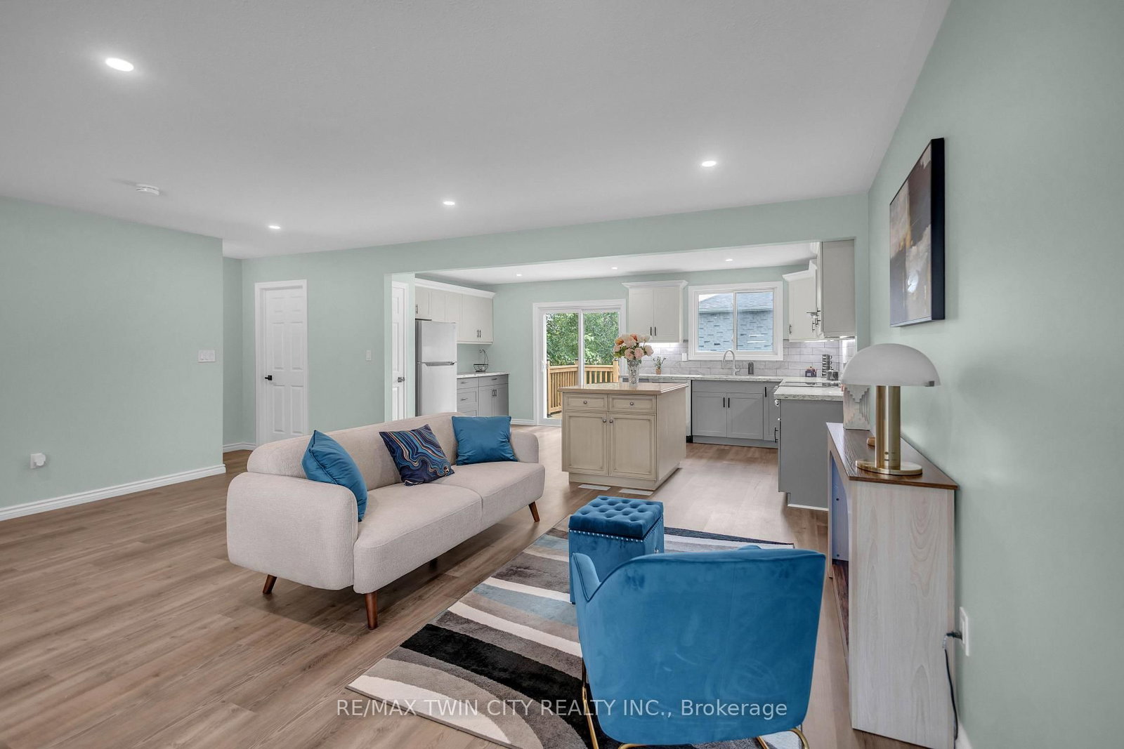 4 Dowden Avenue • Brantford, ON photo 10