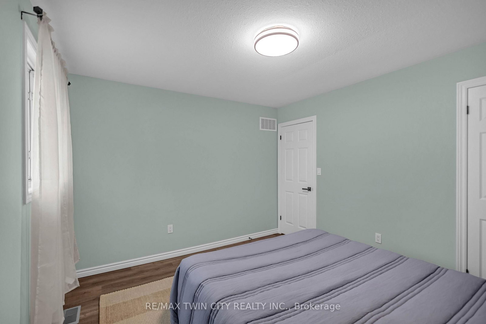 4 Dowden Avenue • Brantford, ON photo 19