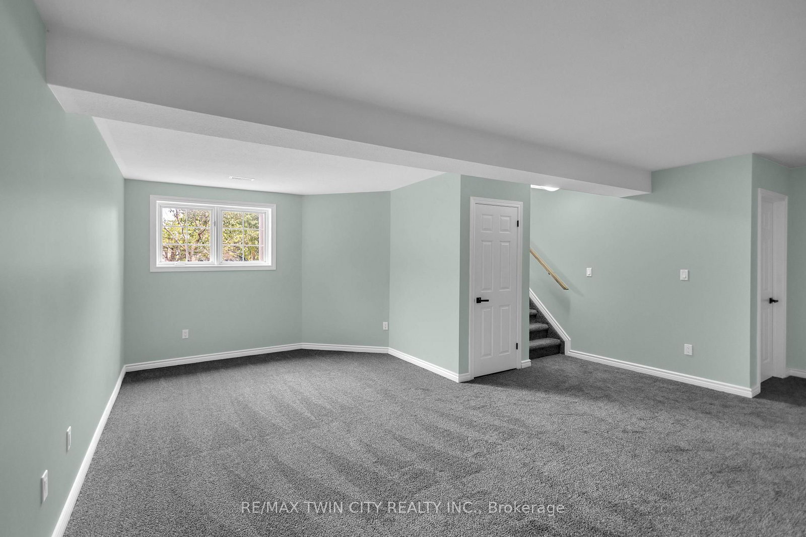 4 Dowden Avenue • Brantford, ON photo 24