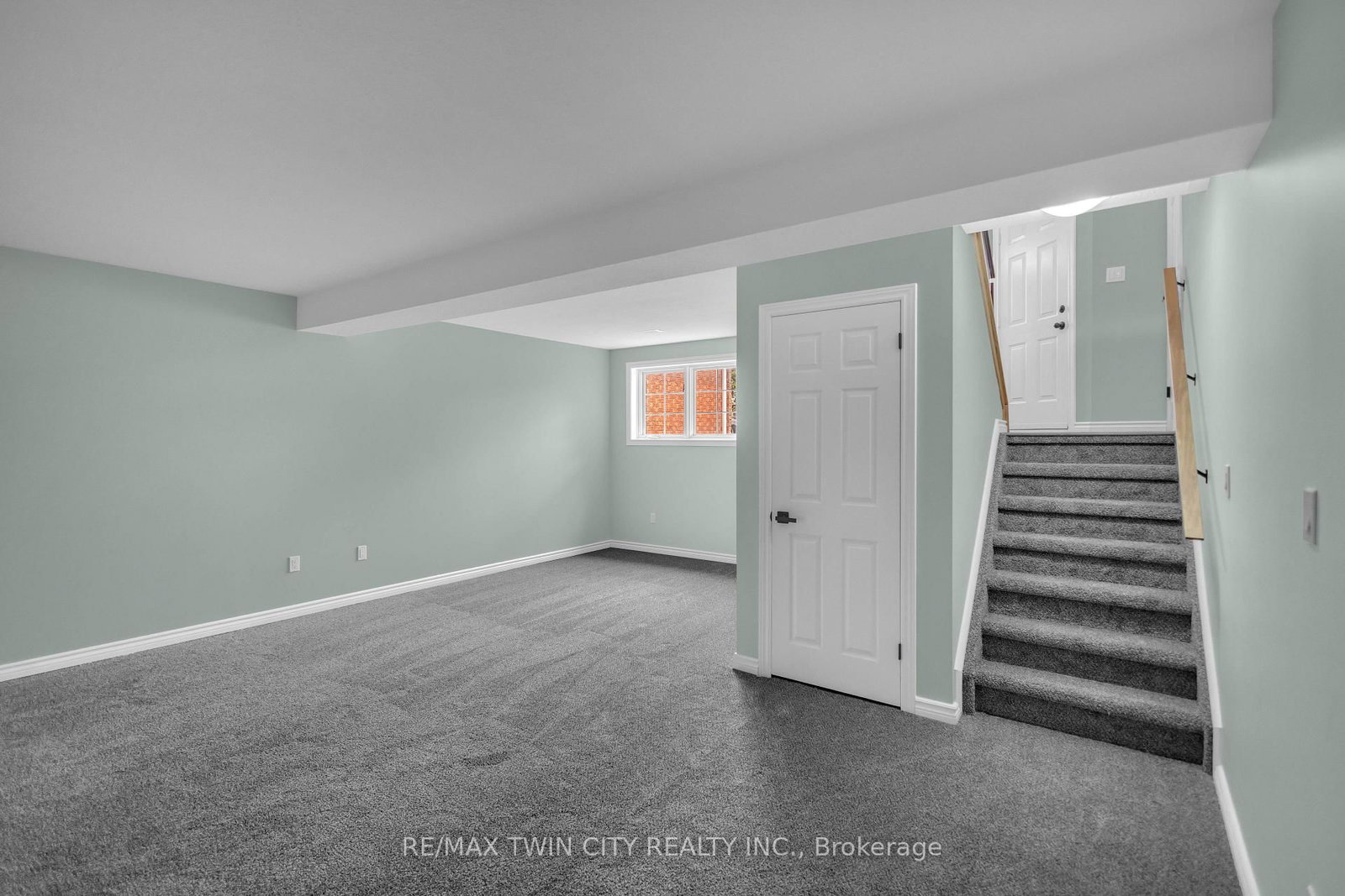 4 Dowden Avenue • Brantford, ON photo 27