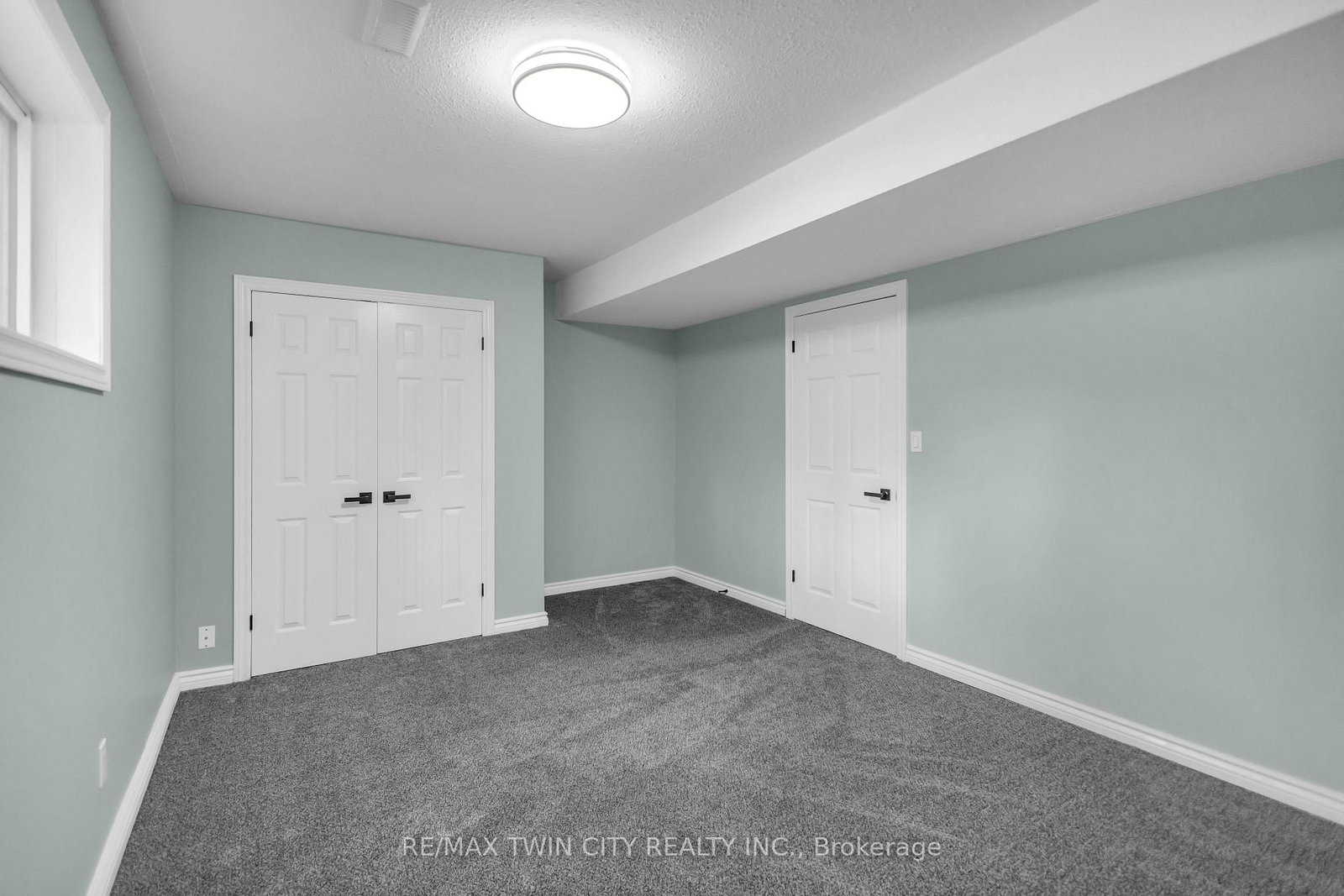 4 Dowden Avenue • Brantford, ON photo 31