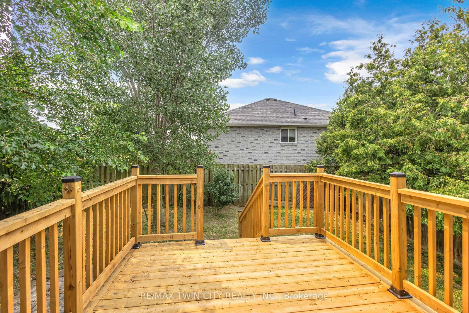 4 Dowden Avenue • Brantford, ON photo 38