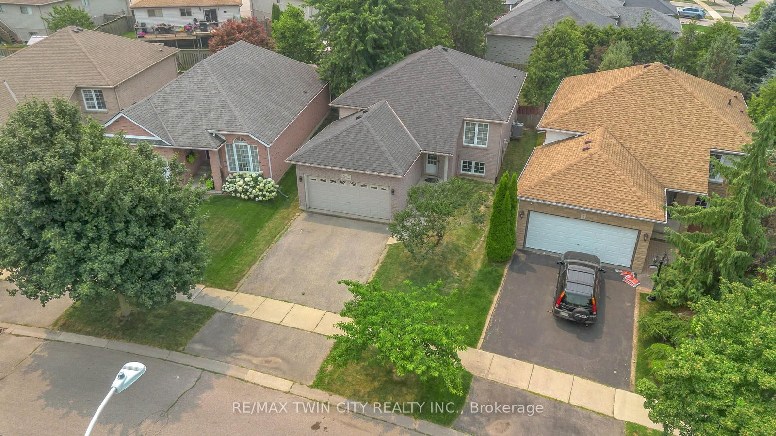 4 Dowden Avenue • Brantford, ON photo 45