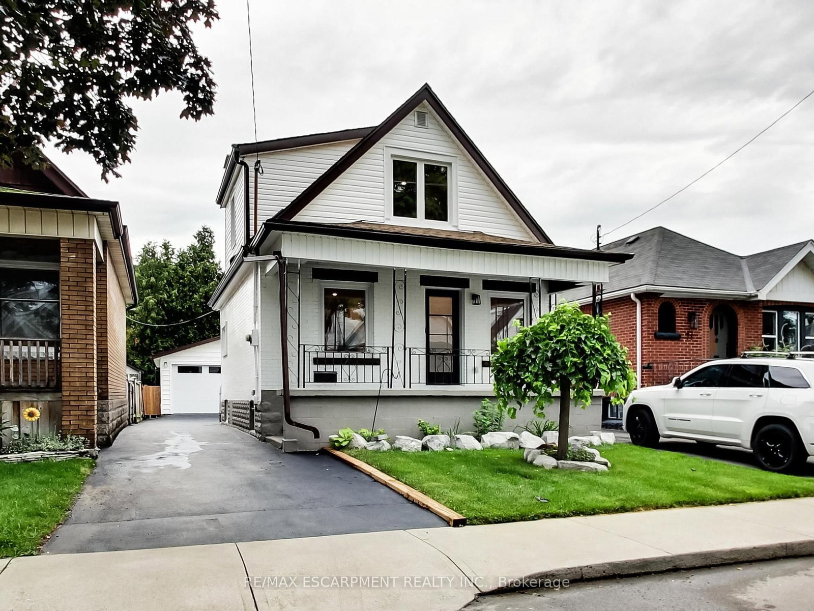 67 Cope Street • Hamilton, ON photo 2