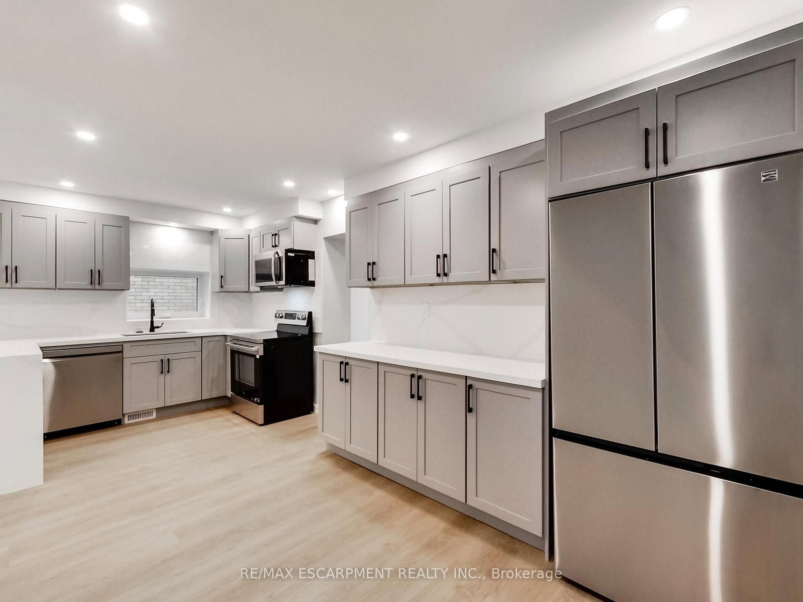 67 Cope Street • Hamilton, ON photo 21