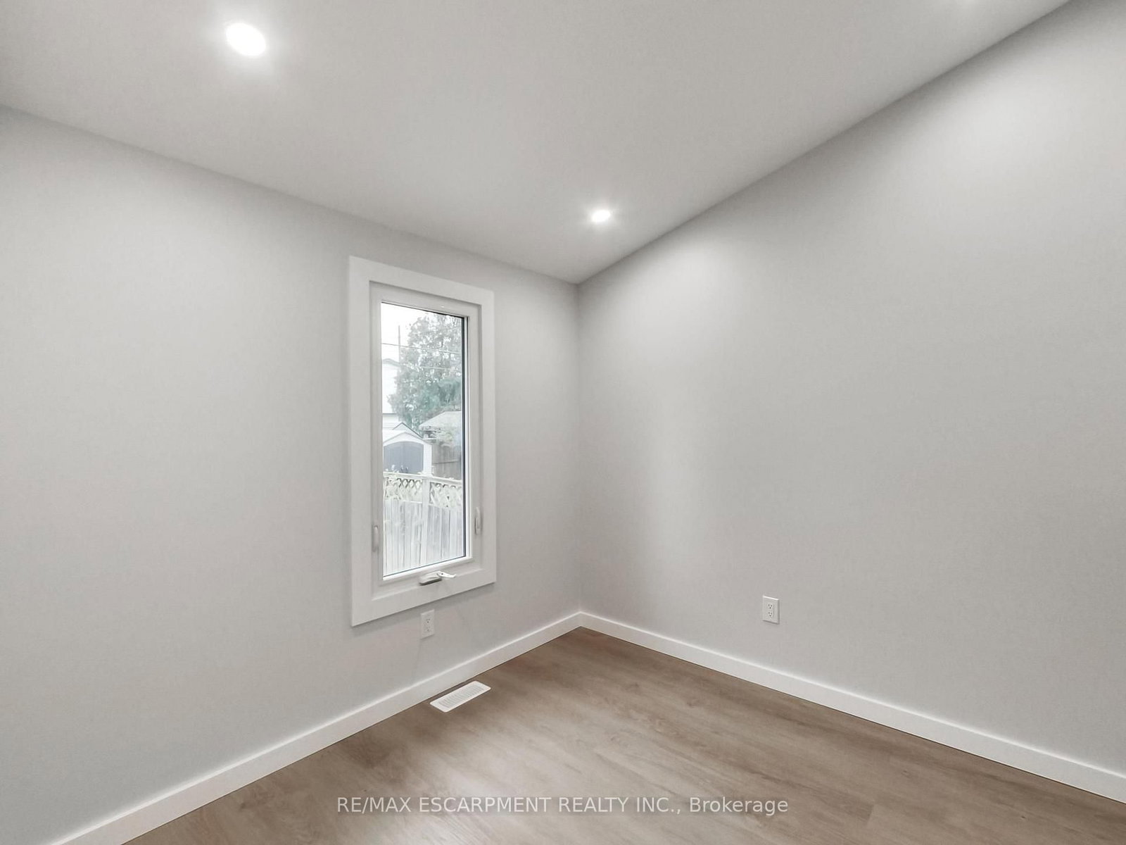 67 Cope Street • Hamilton, ON photo 22