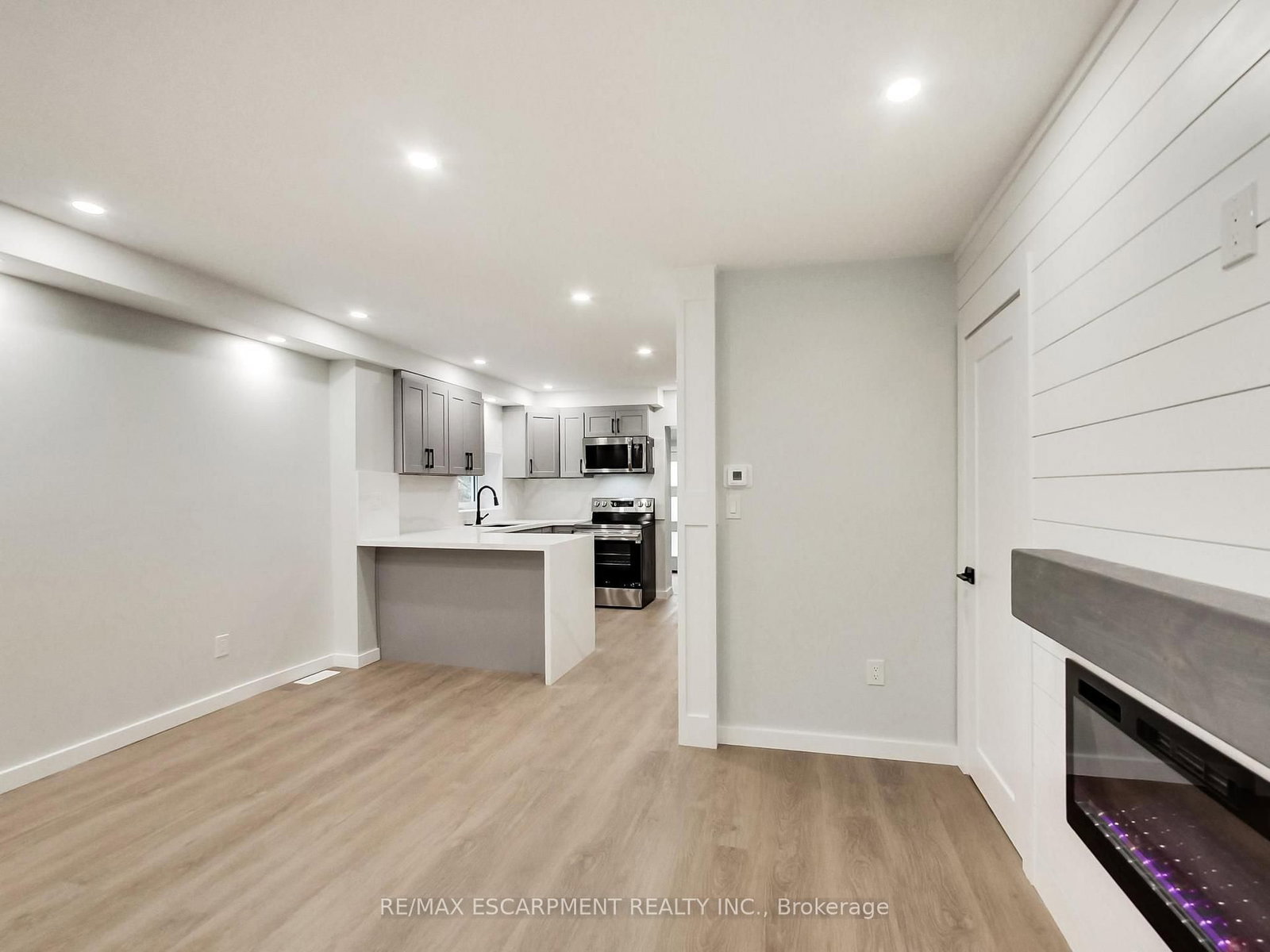 67 Cope Street • Hamilton, ON photo 6