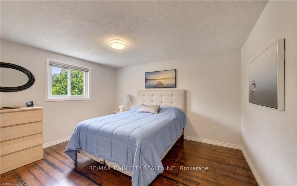11 WOODBOROUGH Place • Cambridge, ON photo 18
