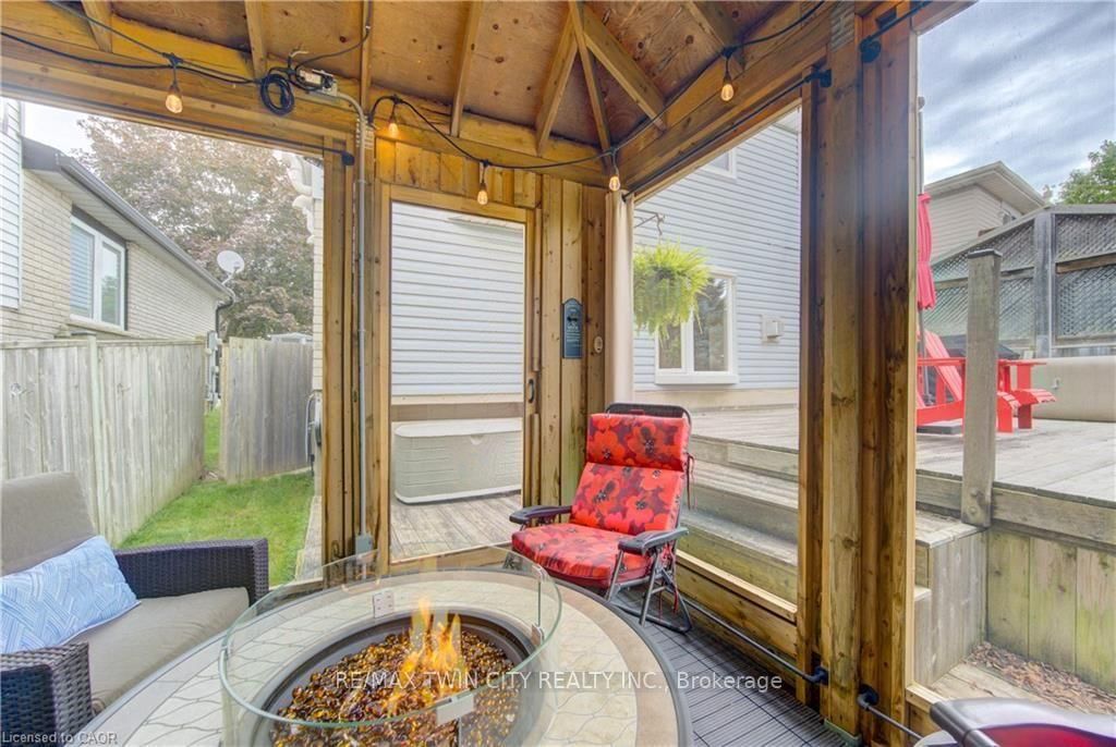 11 WOODBOROUGH Place • Cambridge, ON photo 31