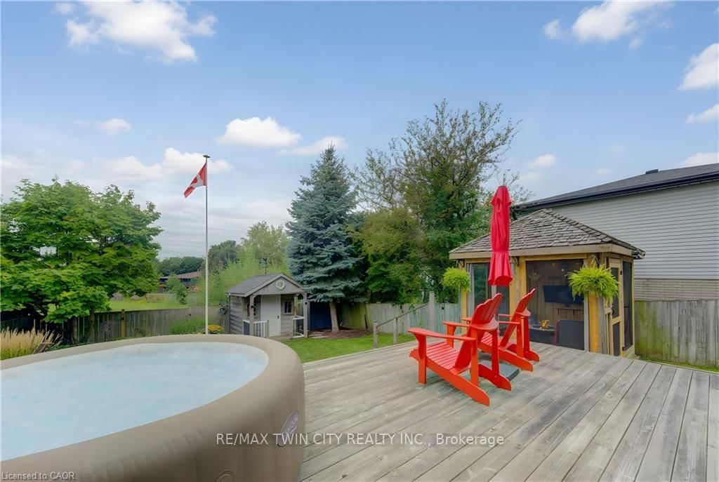11 WOODBOROUGH Place • Cambridge, ON photo 32